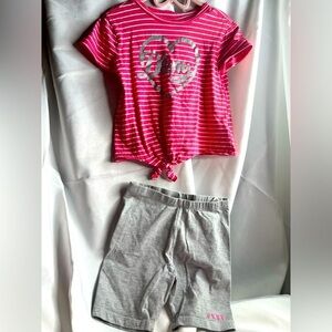 ✔️Girls DKNY Matching Short Set